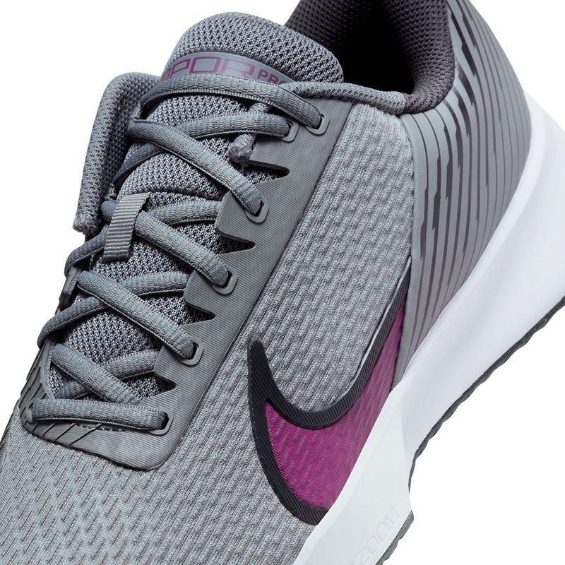 Nike revolution fashion pro